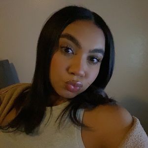 Meet your Posher, Ariadne